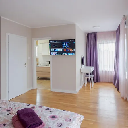 Βίλα Nora Rakovac